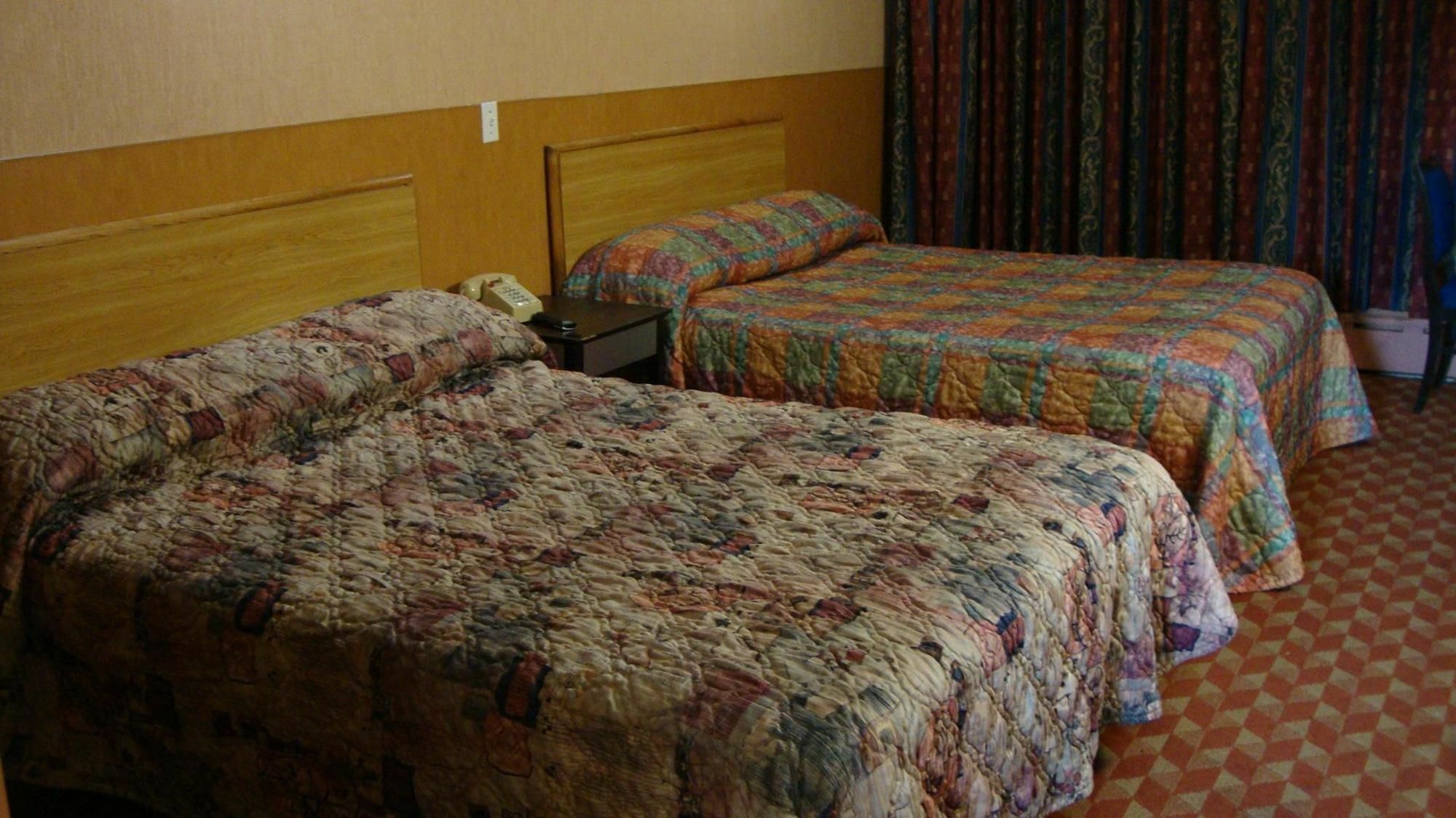 Riviera Motor Inn Brooklyn ニューヨーク エクステリア 写真